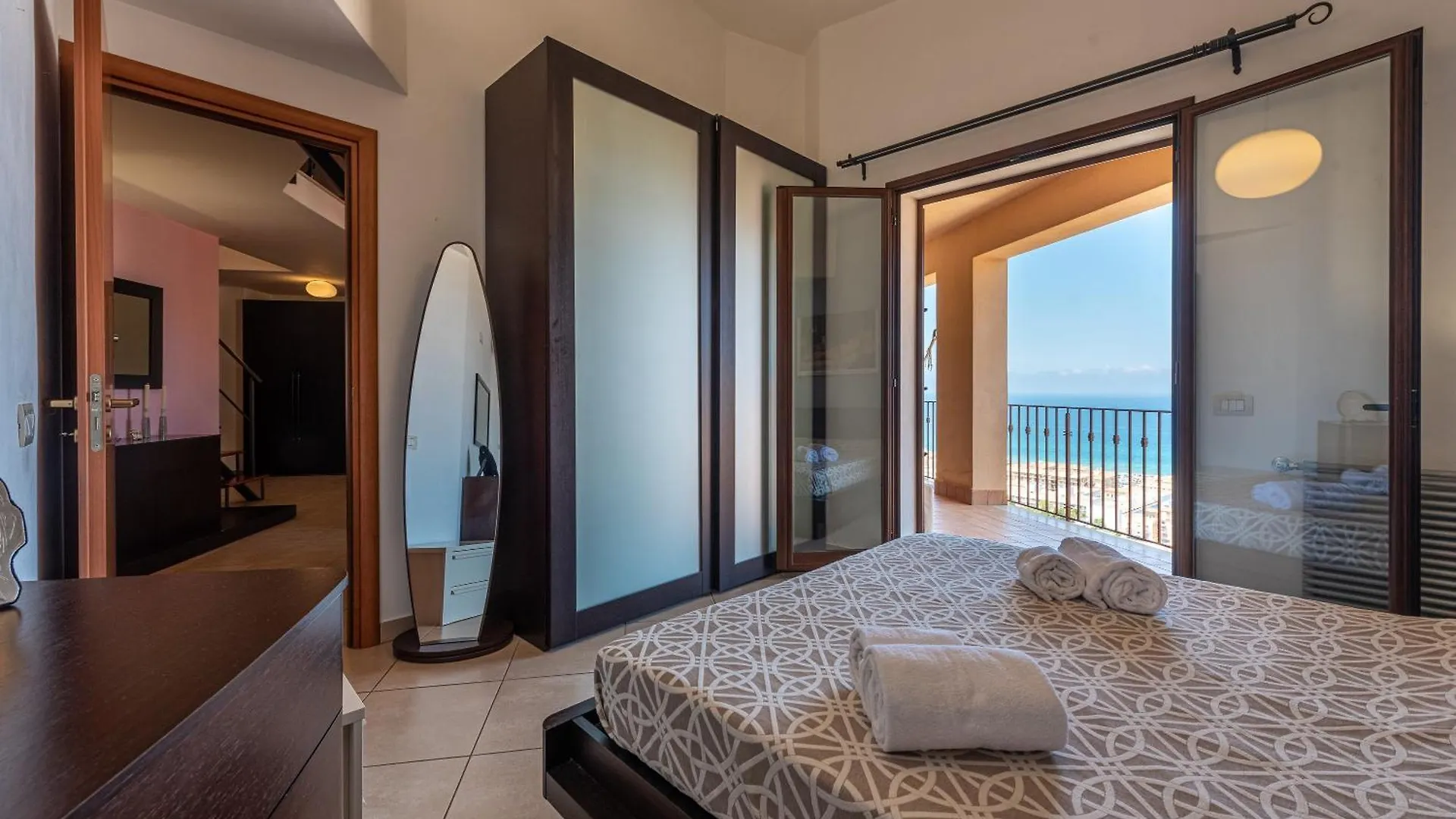 Moderno Appartamento Cefalu